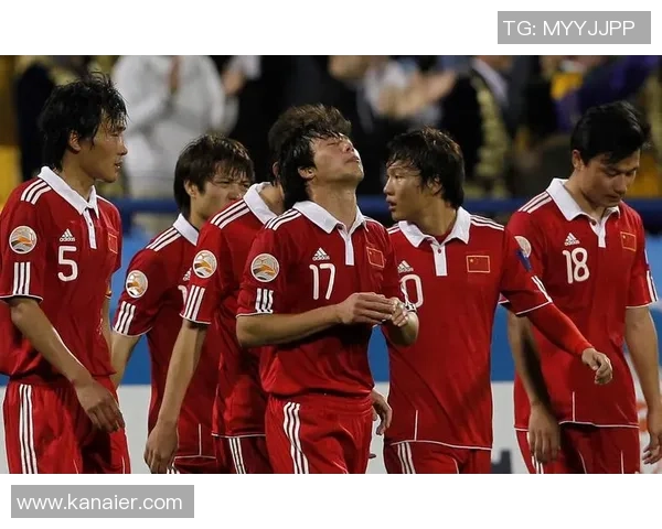 武汉足球队的反击革新之路：重塑战术与团队精神的全新篇章